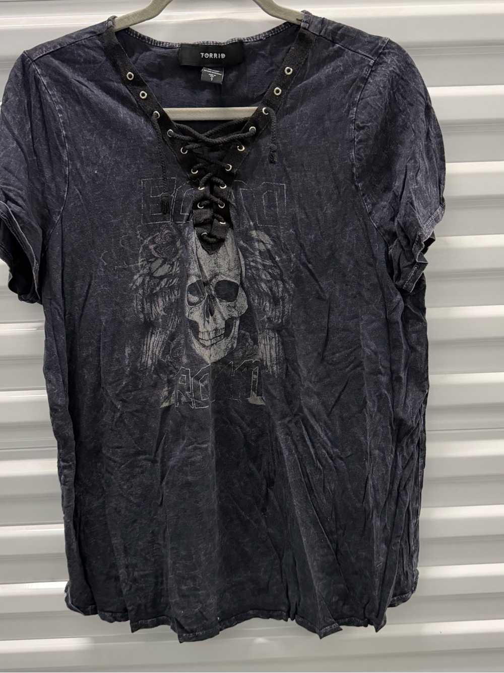 Torrid Black Lace-Up Graphic Skull Tee Size 1X